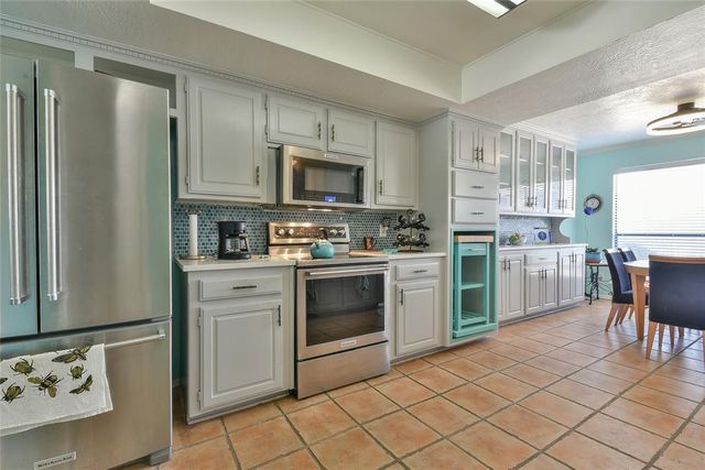 705 Inverness Court, Norman, OK 73072