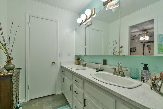 705 Inverness Court, Norman, OK 73072