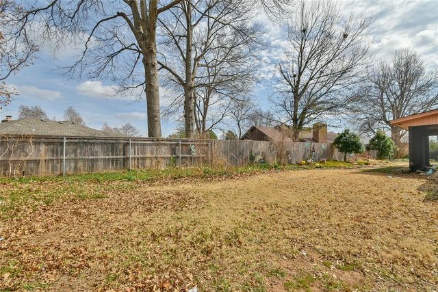 705 Inverness Court, Norman, OK 73072