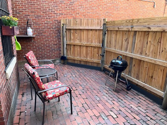 396 Beacon Street 7, Boston, MA 02116