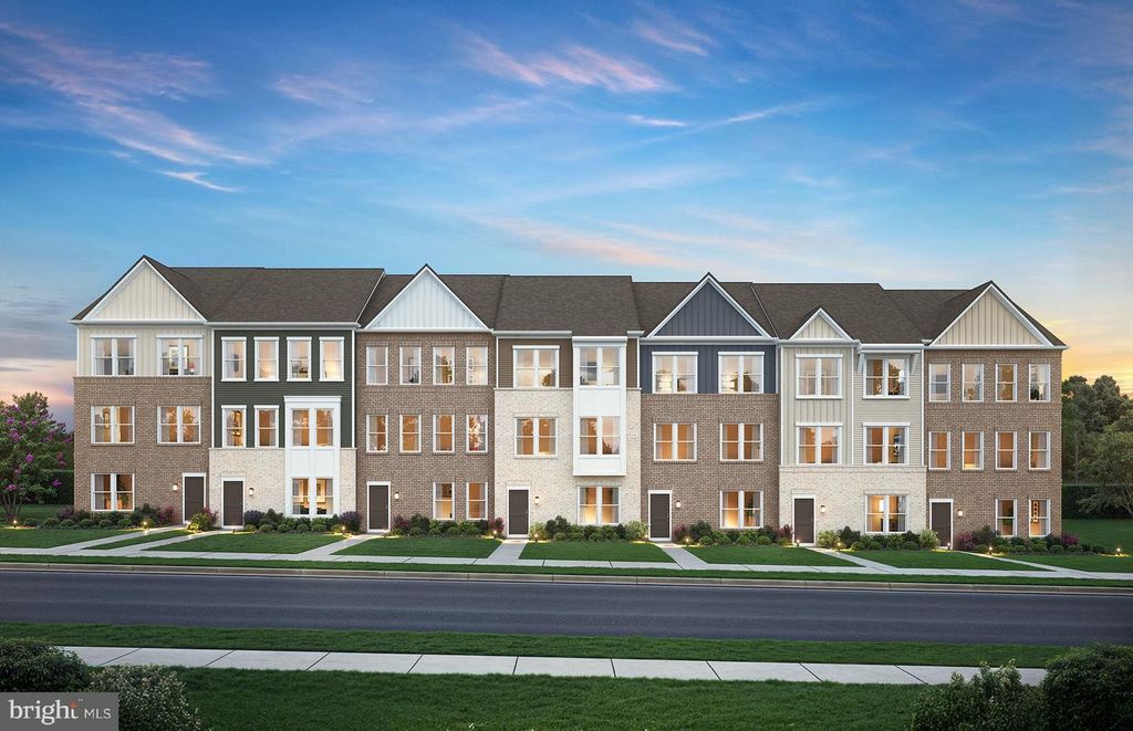 Image 1 of property listing at 4201 ELIZA CT #2, Upper Marlboro, MD 20772