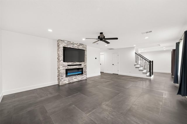 5252 Pinewood Terrace, Katy, TX 77493