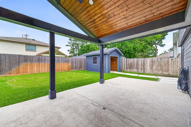 5252 Pinewood Terrace, Katy, TX 77493