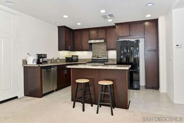 8978 Butternut Ln, San Diego, CA 92123