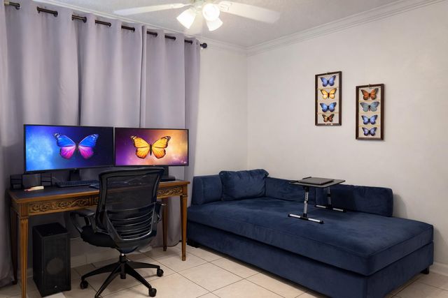 110 LAKE EMERALD Drive 103, Oakland Park, FL 33309