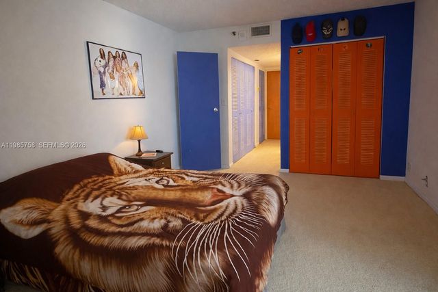 7601 E Treasure Dr 910, North Bay Village, FL 33141