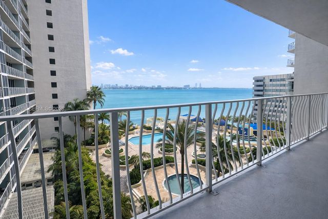 7601 E Treasure Dr 910, North Bay Village, FL 33141