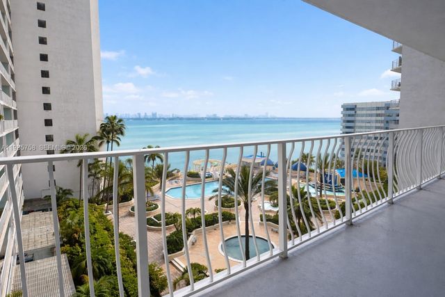 7601 E Treasure Dr 910, North Bay Village, FL 33141