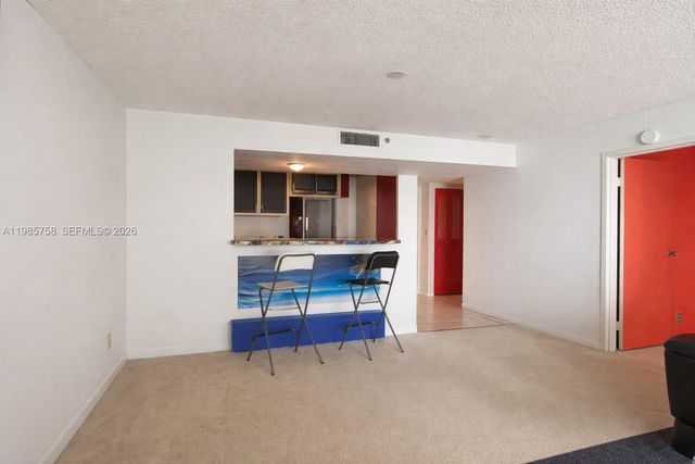 7601 E Treasure Dr 910, North Bay Village, FL 33141