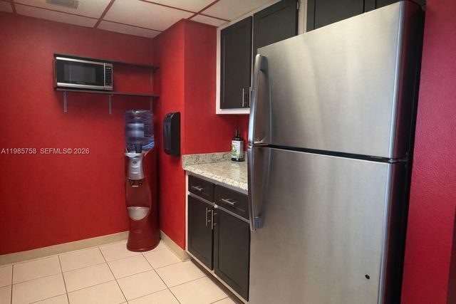 7601 E Treasure Dr 910, North Bay Village, FL 33141