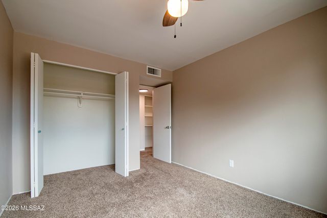 6549 E Calle La Paz Unit D, Tucson, AZ 85715
