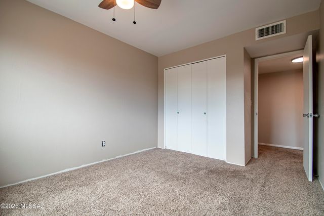 6549 E Calle La Paz Unit D, Tucson, AZ 85715
