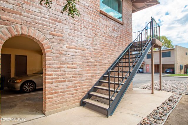 6549 E Calle La Paz Unit D, Tucson, AZ 85715