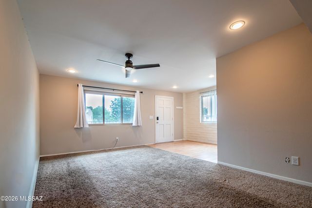 6549 E Calle La Paz Unit D, Tucson, AZ 85715