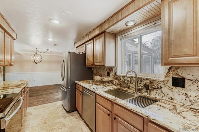 990 S Kenton Street, Aurora, CO 80012