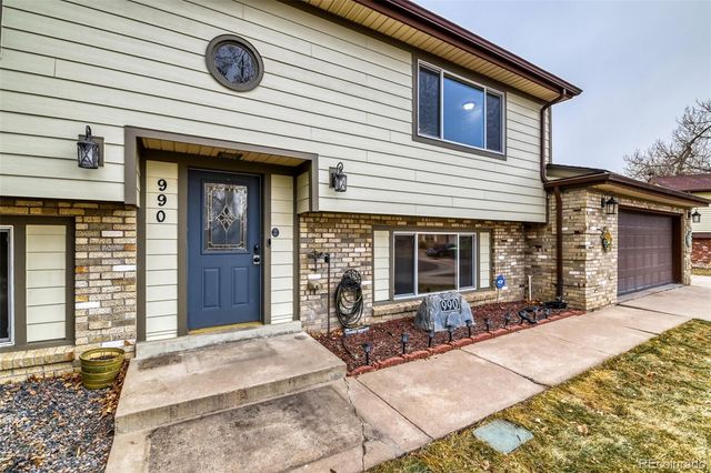 990 S Kenton Street, Aurora, CO 80012