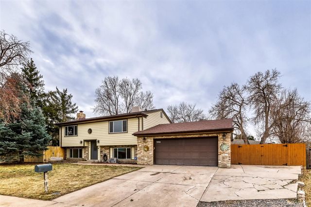 990 S Kenton Street, Aurora, CO 80012