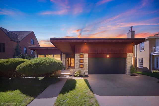 9336 S Bell Avenue, Chicago, IL 60643