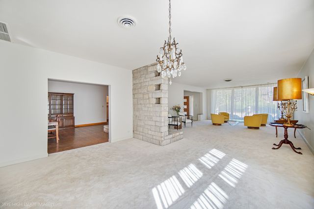 9336 S Bell Avenue, Chicago, IL 60643