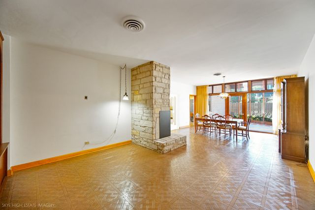 9336 S Bell Avenue, Chicago, IL 60643