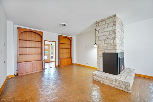 9336 S Bell Avenue, Chicago, IL 60643