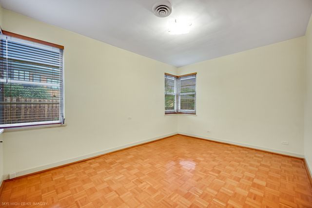 9336 S Bell Avenue, Chicago, IL 60643