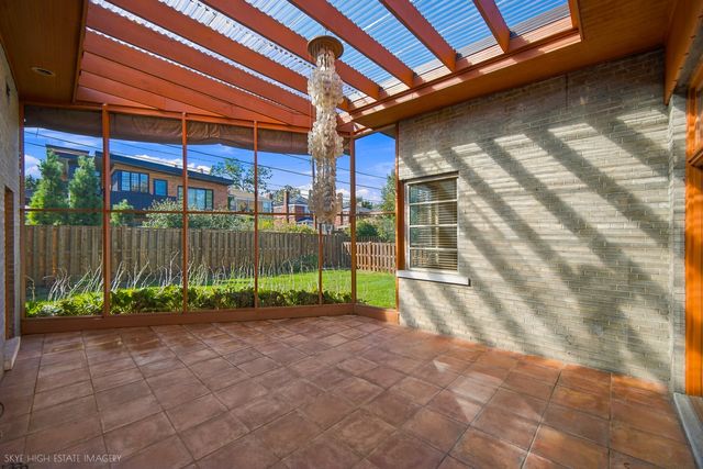 9336 S Bell Avenue, Chicago, IL 60643