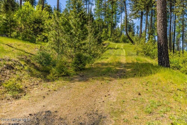 821 S Star Garnet Rd, Coeur D'alene, ID 83814