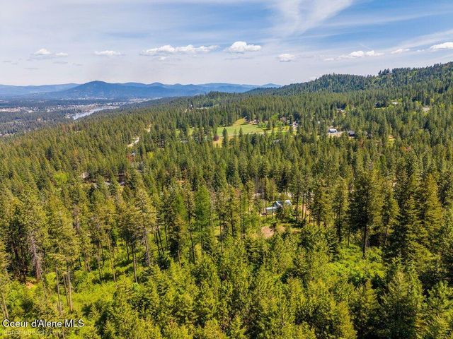 821 S Star Garnet Rd, Coeur D'alene, ID 83814