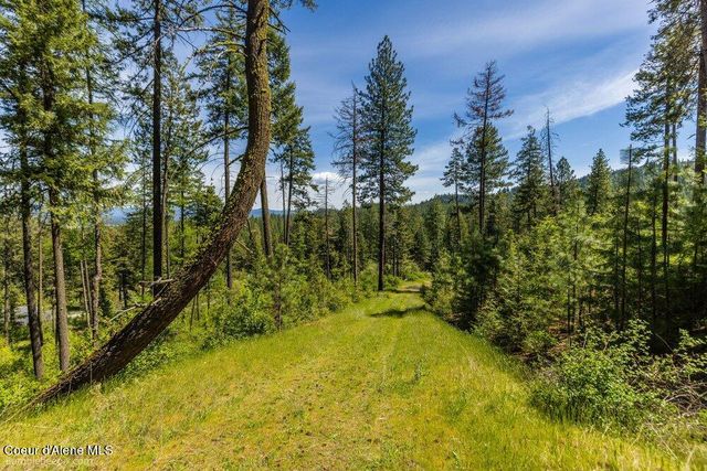 821 S Star Garnet Rd, Coeur D'alene, ID 83814