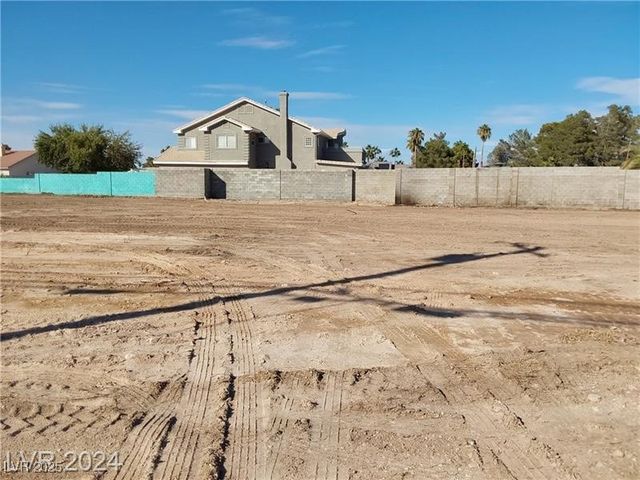 5600 El Parque Avenue, Las Vegas, NV 89146