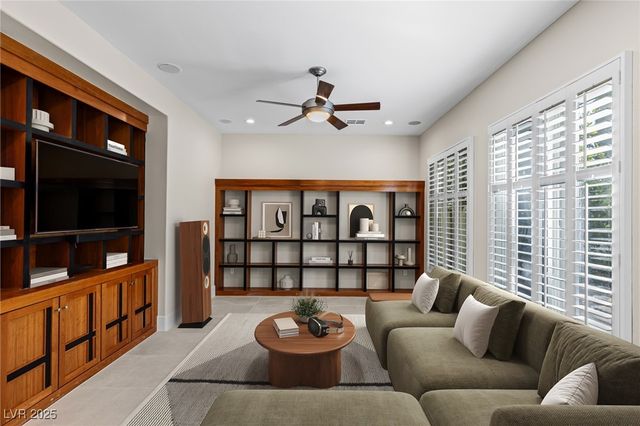 1975 Alcova Ridge Drive, Las Vegas, NV 89135