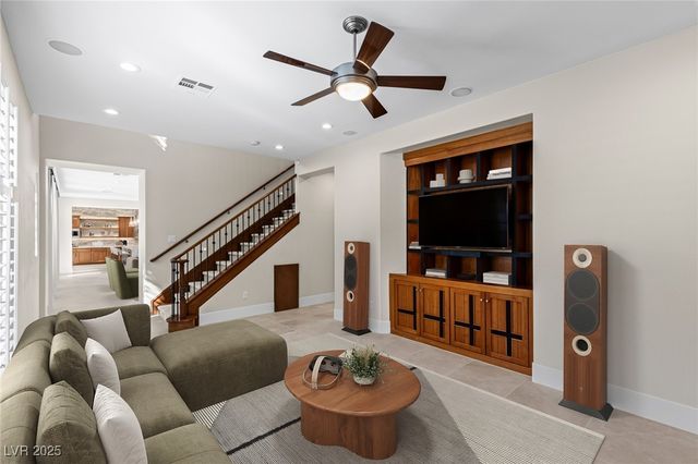 1975 Alcova Ridge Drive, Las Vegas, NV 89135