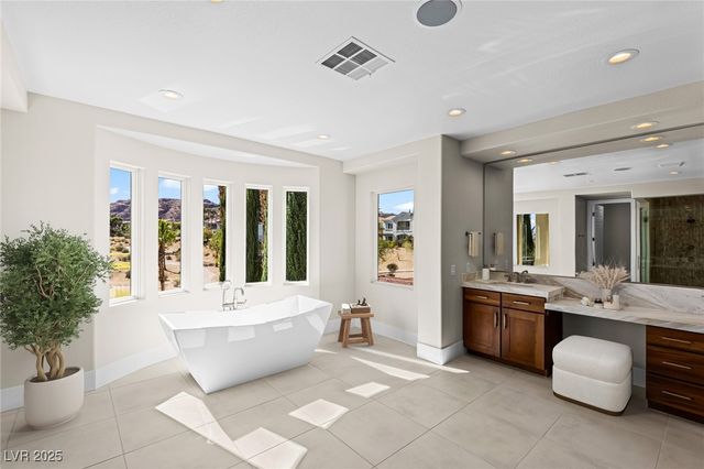 1975 Alcova Ridge Drive, Las Vegas, NV 89135