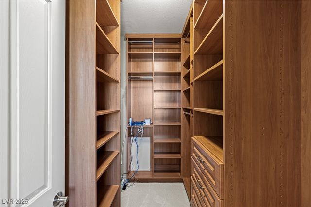 1975 Alcova Ridge Drive, Las Vegas, NV 89135