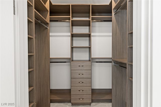 1975 Alcova Ridge Drive, Las Vegas, NV 89135