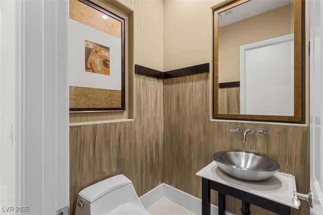 1975 Alcova Ridge Drive, Las Vegas, NV 89135