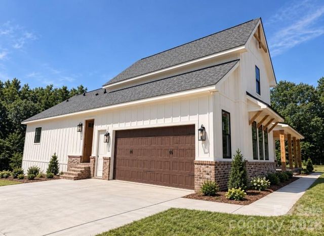 6745 B Farmstead Lane, Concord, NC 28027