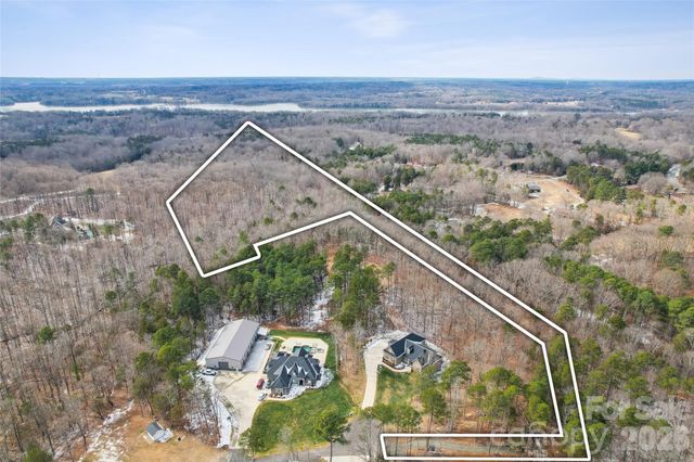 6745 B Farmstead Lane, Concord, NC 28027