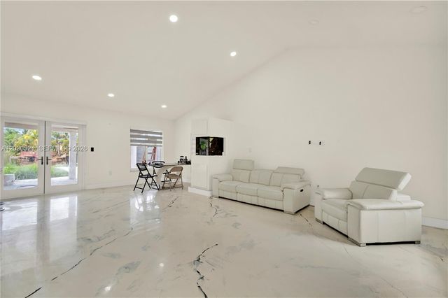 6661 SW 127th Path, Miami, FL 33183