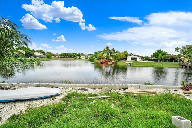 6661 SW 127th Path, Miami, FL 33183