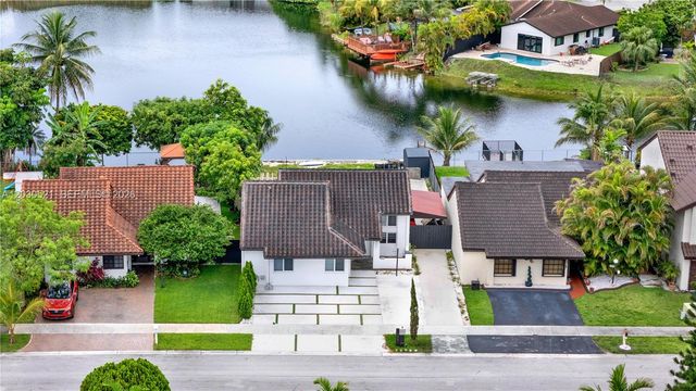 6661 SW 127th Path, Miami, FL 33183