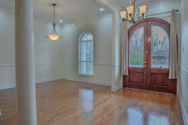 818 Bohne Rd, Port Allen, LA 70767