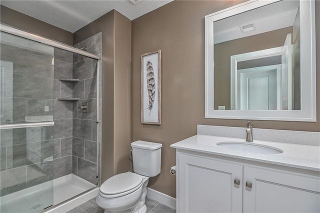 1500 NW 59th Street, Kansas City, MO 64118