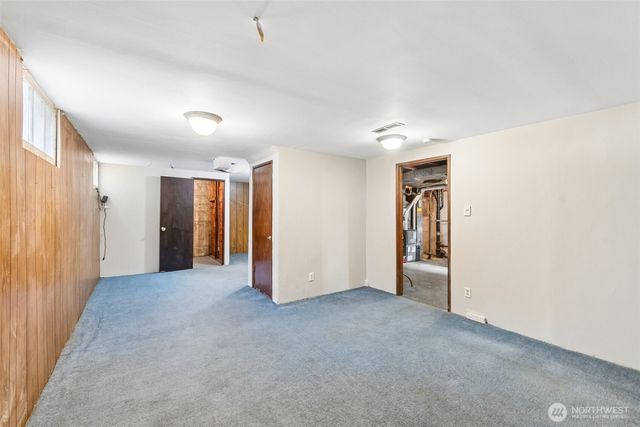150 NW 84th Street, Seattle, WA 98117