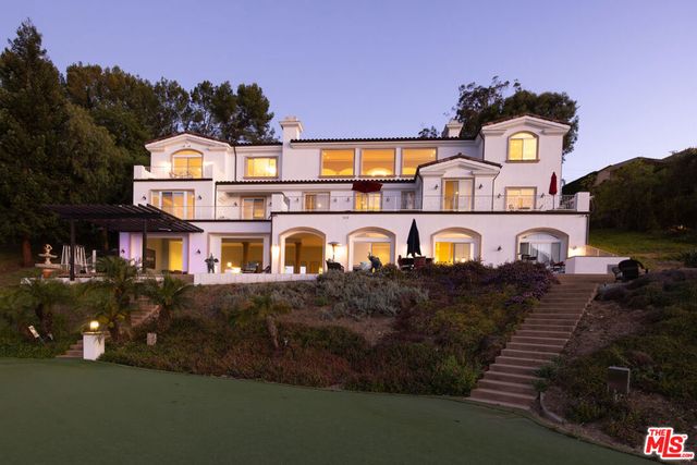14655 Mulholland Drive, Los Angeles, CA 90077
