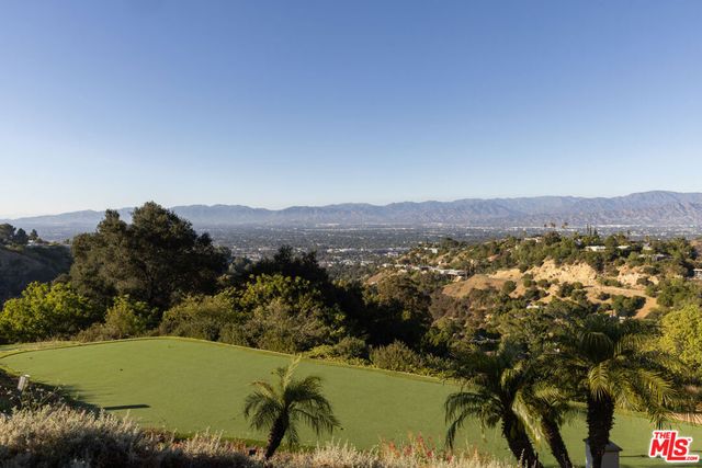 14655 Mulholland Drive, Los Angeles, CA 90077