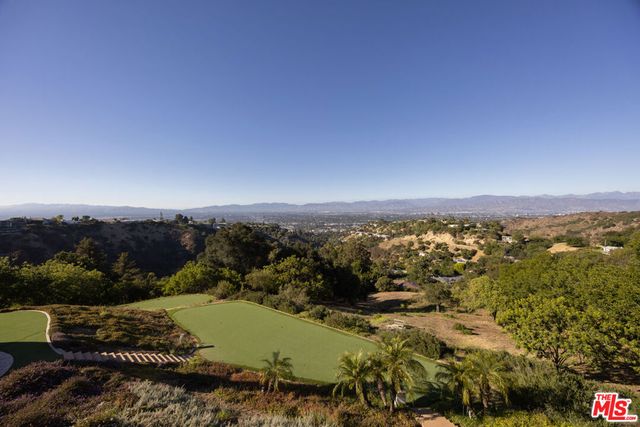 14655 Mulholland Drive, Los Angeles, CA 90077