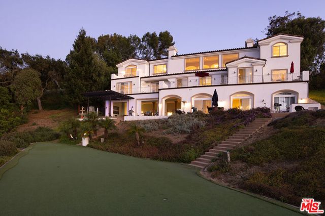 14655 Mulholland Drive, Los Angeles, CA 90077