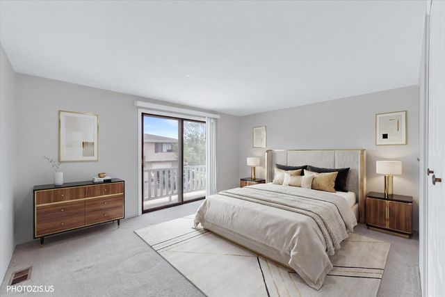 2 Dennis Court 2, Schaumburg, IL 60193